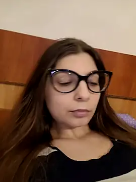 sweetbabygirlforyou online show from March 31, 5:19 am