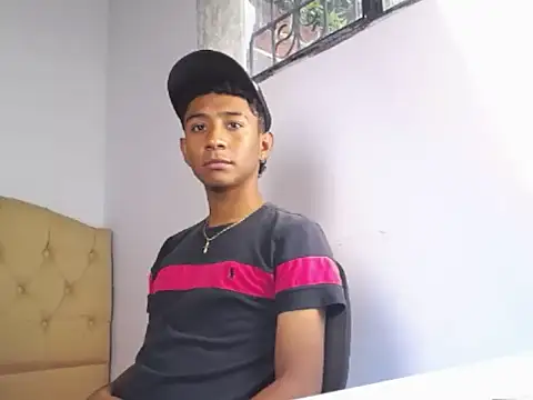 Snapshot of Mark_Hernandez chatting on October 27, 1:15 pm Mark Hernandez online show from October 27, 1:15 pm