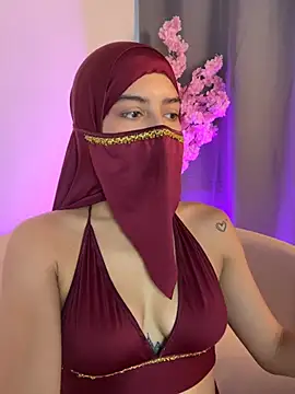Snapshot of shaima__ chatting on April 27, 8:40 pm shaima online show from April 27, 8:40 pm