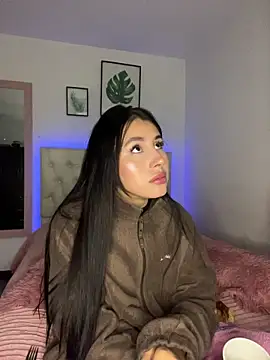 BIJOU SECRET online show from June 1, 4:03 am