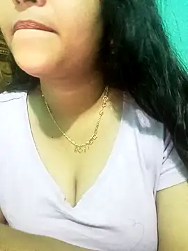 Chadni19 online show from February 4, 9:53 pm