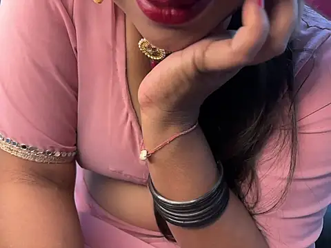 Snapshot of Ritika_janu chatting on April 26, 5:49 am Ritika janu online show from April 26, 5:49 am