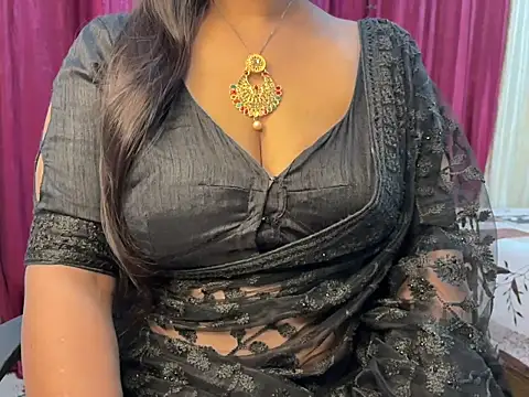Snapshot of Ritika_janu chatting on June 1, 3:30 am Ritika janu online show from June 1, 3:30 am