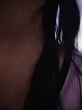 YeseniaRodriguez3 online show from May 24, 12:54 pm