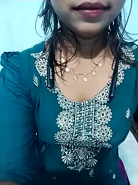 cute mahi07 online show from November 4, 11:04 pm