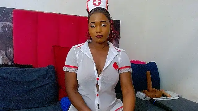 Snapshot of Lisa-001 chatting on June 19, 2:38 am Lisa-001 online show from June 19, 2:38 am