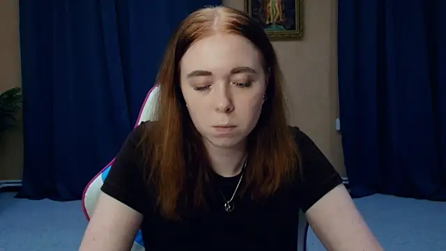 Snapshot of AddieOsler chatting on April 28, 2:27 am AddieOsler online show from April 28, 2:27 am
