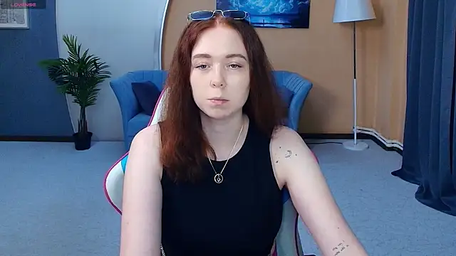 Snapshot of AddieOsler chatting on May 24, 8:03 pm AddieOsler online show from May 24, 8:03 pm