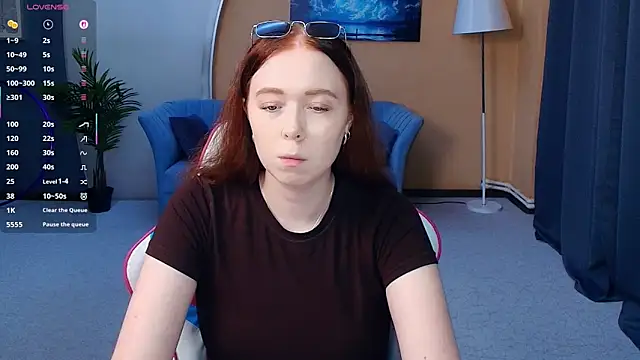 Snapshot of AddieOsler chatting on June 7, 7:39 pm AddieOsler online show from June 7, 7:39 pm