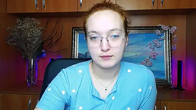 MissAriaa online show from April 3, 6:22 am