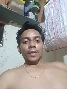 Snapshot of Blackdick_007 chatting on May 19, 8:26 pm Blackdick 007 online show from May 19, 8:26 pm