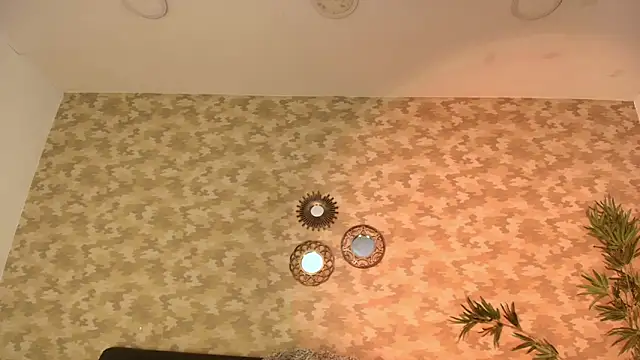 Nayla Monroee online show from February 7, 4:00 pm