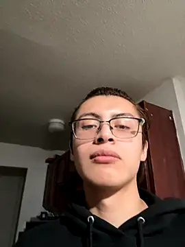 alexismar28 online show from October 27, 4:55 pm