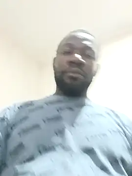 Snapshot of shoodly99 chatting on February 5, 2:05 am shoodly99 online show from February 5, 2:05 am