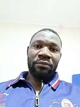 Snapshot of shoodly99 chatting on February 6, 1:32 am shoodly99 online show from February 6, 1:32 am