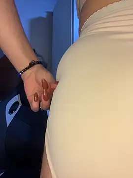 Im Saraaaa online show from February 11, 3:55 am