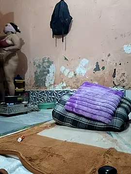 CUTE-GIRL-1 online show from February 10, 10:58 pm