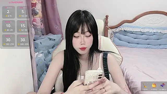 Vivian-88 online show from April 23, 3:41 am