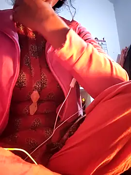 Hot-Rubyy online show from February 13, 5:53 pm