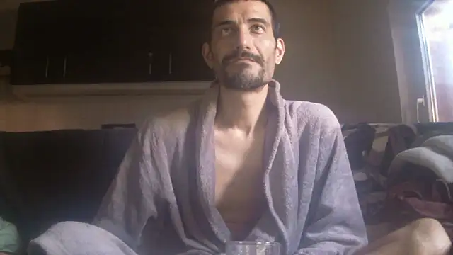 Snapshot of Ash59055 chatting on May 17, 5:27 am Ash59055 online show from May 17, 5:27 am