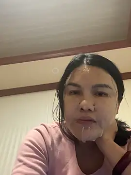 Snapshot of Qt889999 chatting on November 1, 2:41 pm Qt889999 online show from November 1, 2:41 pm