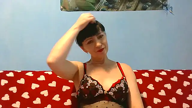 Snapshot of IffetLove42 chatting on June 30, 9:10 am IffetLove42 online show from June 30, 9:10 am