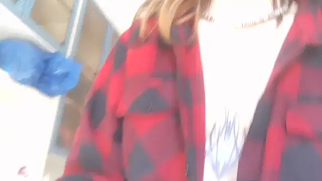 SinnEmily online show from April 8, 8:58 am