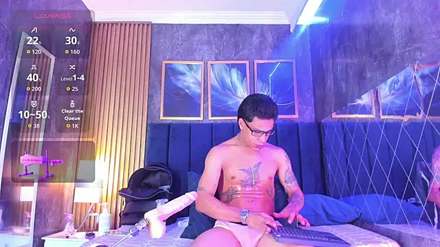 Snapshot of Andrew_Haalls chatting on April 30, 2:56 pm Andrew Haalls online show from April 30, 2:56 pm