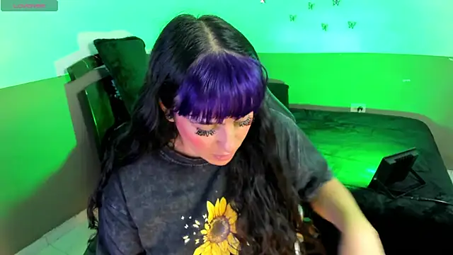 Monserrat Cute  online show from February 19, 2:40 am