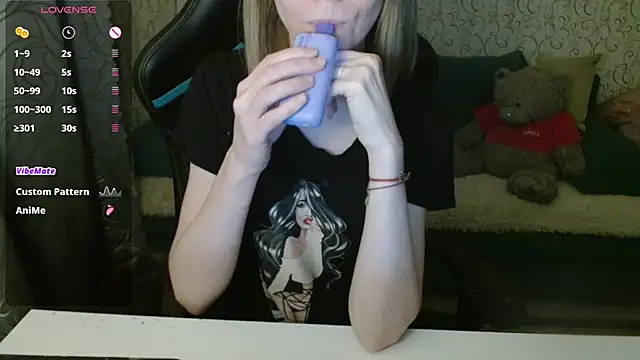 Snapshot of _Alisa_Allison_ chatting on November 12, 3:01 pm Alisa Allison online show from November 12, 3:01 pm