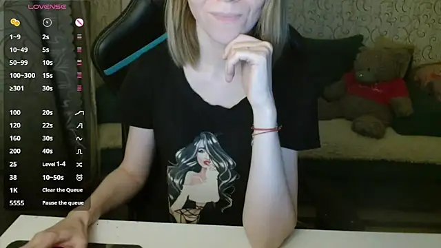 Snapshot of _Alisa_Allison_ chatting on November 15, 3:19 pm Alisa Allison online show from November 15, 3:19 pm