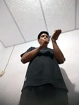 Snapshot of Alex_Sweeting chatting on November 25, 6:13 am Alex Sweeting online show from November 25, 6:13 am