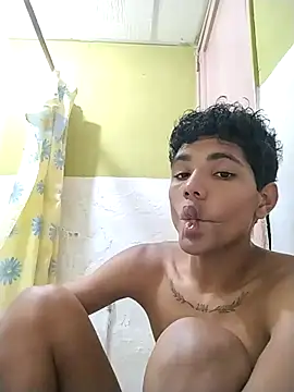 Snapshot of Alex_Sweeting chatting on February 18, 7:37 am Alex Sweeting online show from February 18, 7:37 am