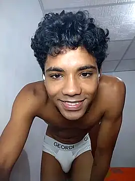 Snapshot of Alex_Sweeting chatting on February 19, 4:58 pm Alex Sweeting online show from February 19, 4:58 pm