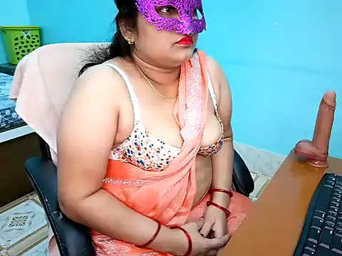 Snapshot of SWEETY_RANI chatting on April 15, 5:14 am SWEETY RANI online show from April 15, 5:14 am