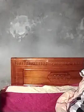 emini-xx online show from February 8, 12:30 pm