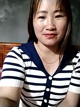 emini-xx online show from April 3, 7:01 pm