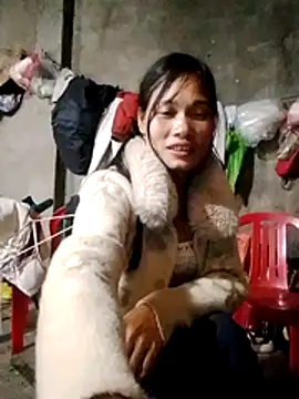 doggy-00 online show from February 12, 9:26 am