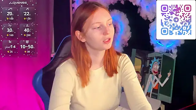 Snapshot of AngelWisee chatting on February 5, 2:27 am AngelWisee online show from February 5, 2:27 am