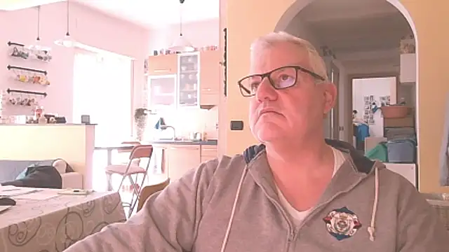 Diegoriv71 online show from April 3, 9:51 am