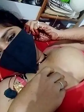 hot couple 000 online show from October 28, 9:50 pm