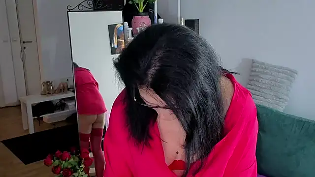 valeryablack online show from April 4, 4:15 pm