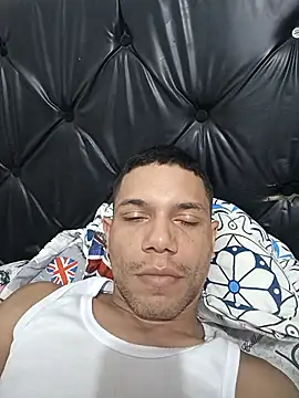 Snapshot of Bananoxprex chatting on October 27, 2:43 pm Bananoxprex online show from October 27, 2:43 pm