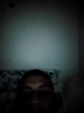 Snapshot of Yordiparra chatting on April 9, 10:42 am Yordiparra online show from April 9, 10:42 am