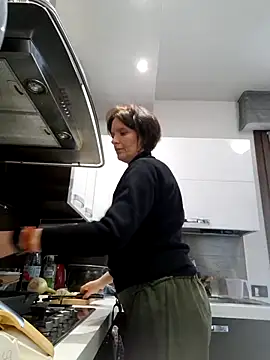 Piediniecollant online show from March 2, 11:17 am