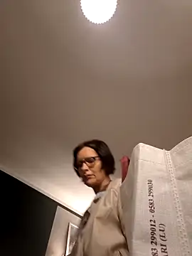 Piediniecollant online show from March 26, 11:16 am