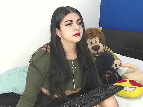 EmmilyConnor online show from April 12, 2:44 pm