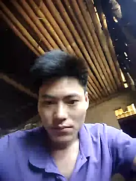 Snapshot of -Nathann- chatting on May 14, 4:19 am -Nathann- online show from May 14, 4:19 am