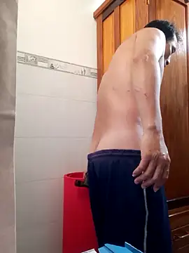 Snapshot of Cafeen19 chatting on February 15, 11:45 pm Cafeen19 online show from February 15, 11:45 pm