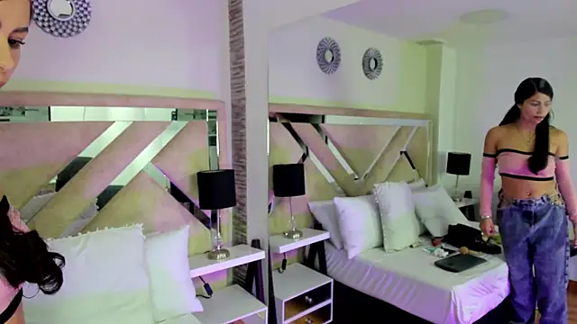 Kim Luna1 online show from February 18, 3:13 am